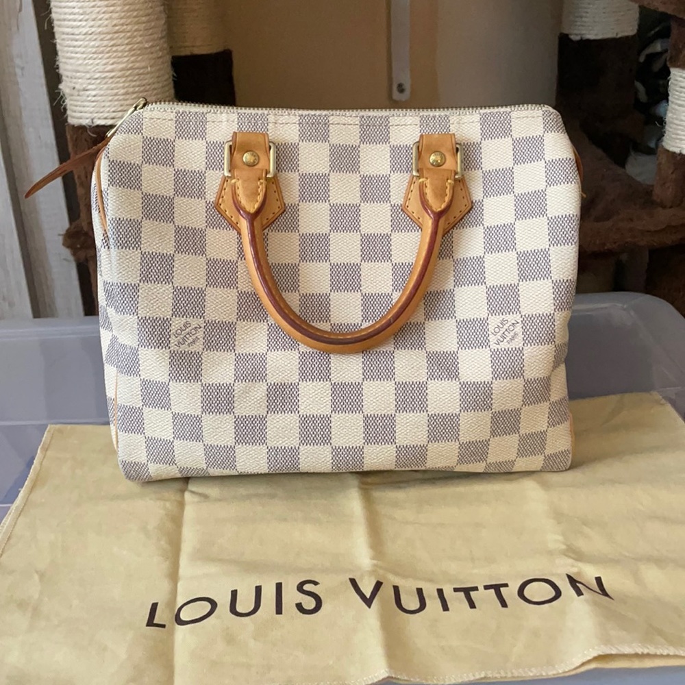 Authentic Louis Vuitton speedy 25 damier Azur